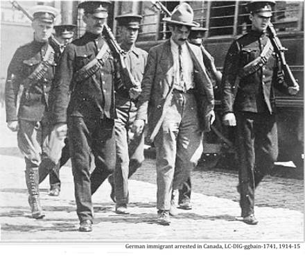::1914-15 german1 arrested lc-dig-ggbain-1741.jpg