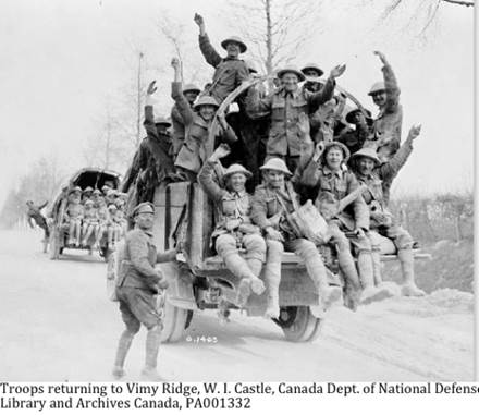 ::1917 a001332 jpg2troops returning from vimy ridge.jpg